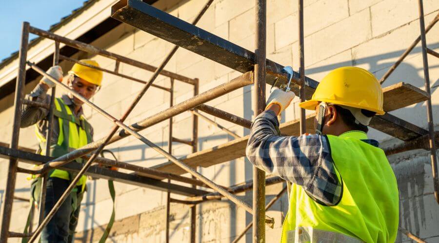 Professional fairlawn roofing services in Bulan, KY